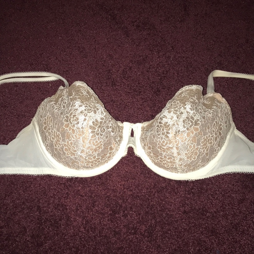 Victoria’s Secret Balconet bra